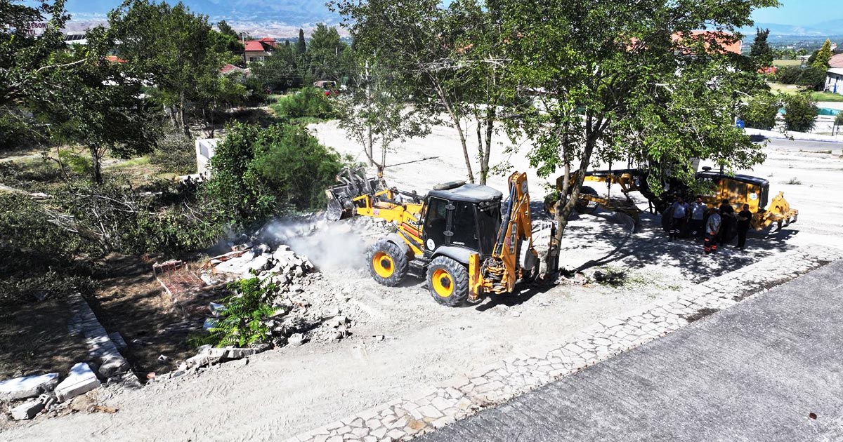 ERTEMUR’UN VİZYON PROJESİNDE İLK KAZMA VURULDU