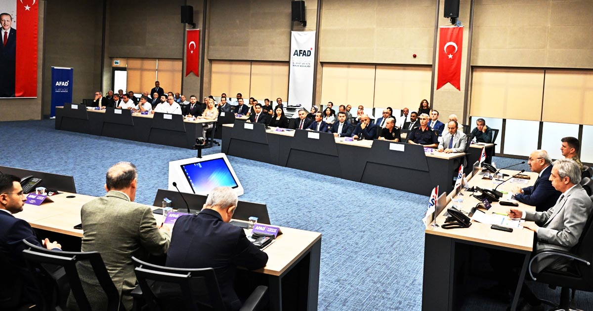 VALİ KÖŞGER’DEN DİRENÇLİ ŞEHİR UYARISI!