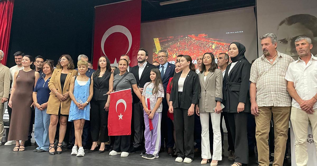 98 KİŞİ İYİ PARTİ’YE KATILDI