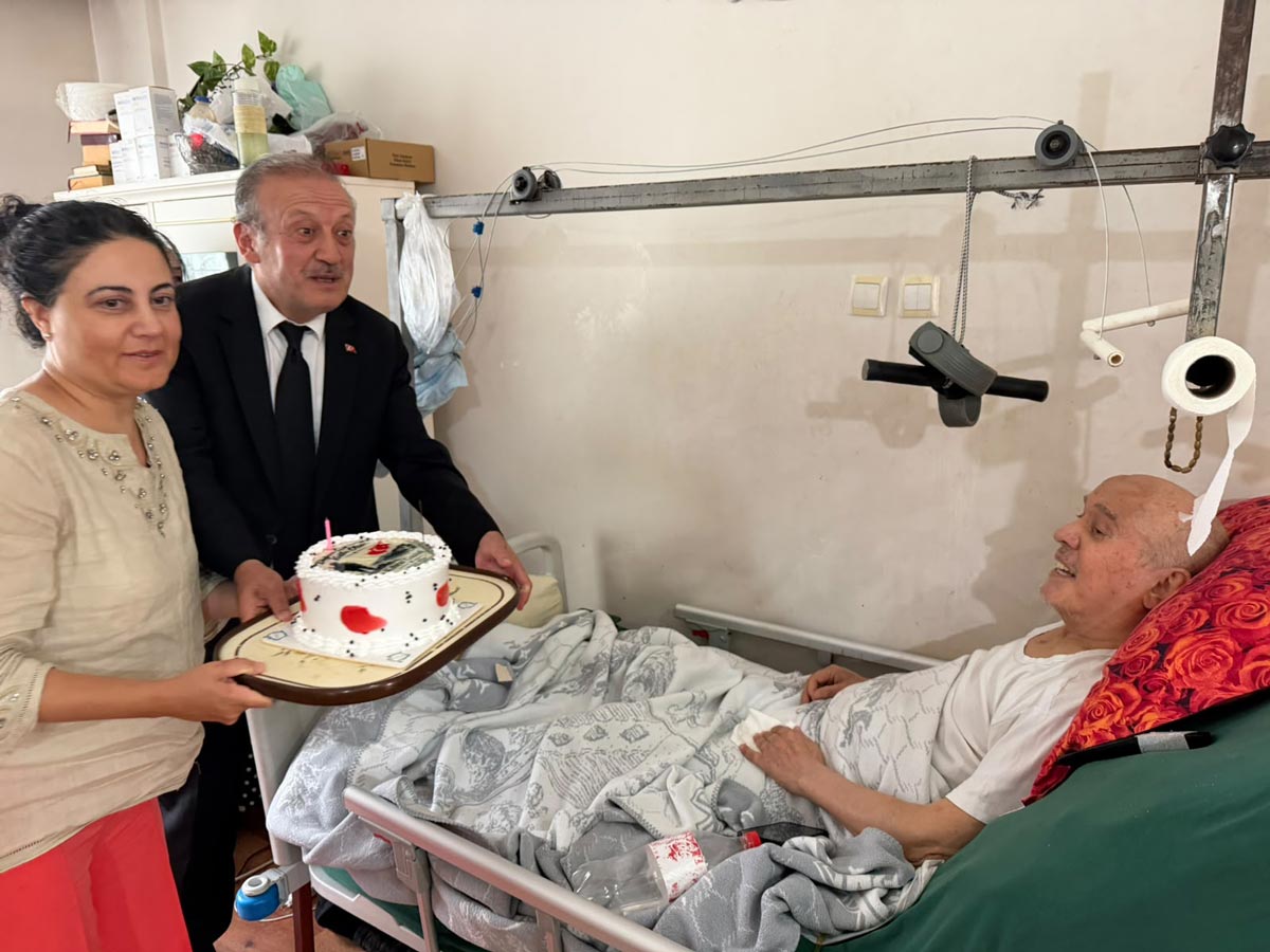 KIBRIS GAZİSİNE ANLAMLI SÜRPRİZ