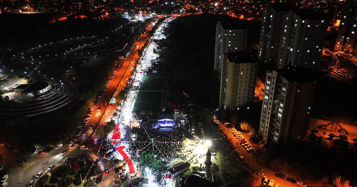 AKVADİ’DE BİNLERCE KİŞİ BULUŞTU