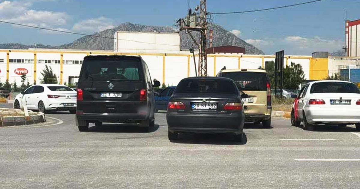 ACİL TRAFİK IŞIĞI ÇAĞRISI