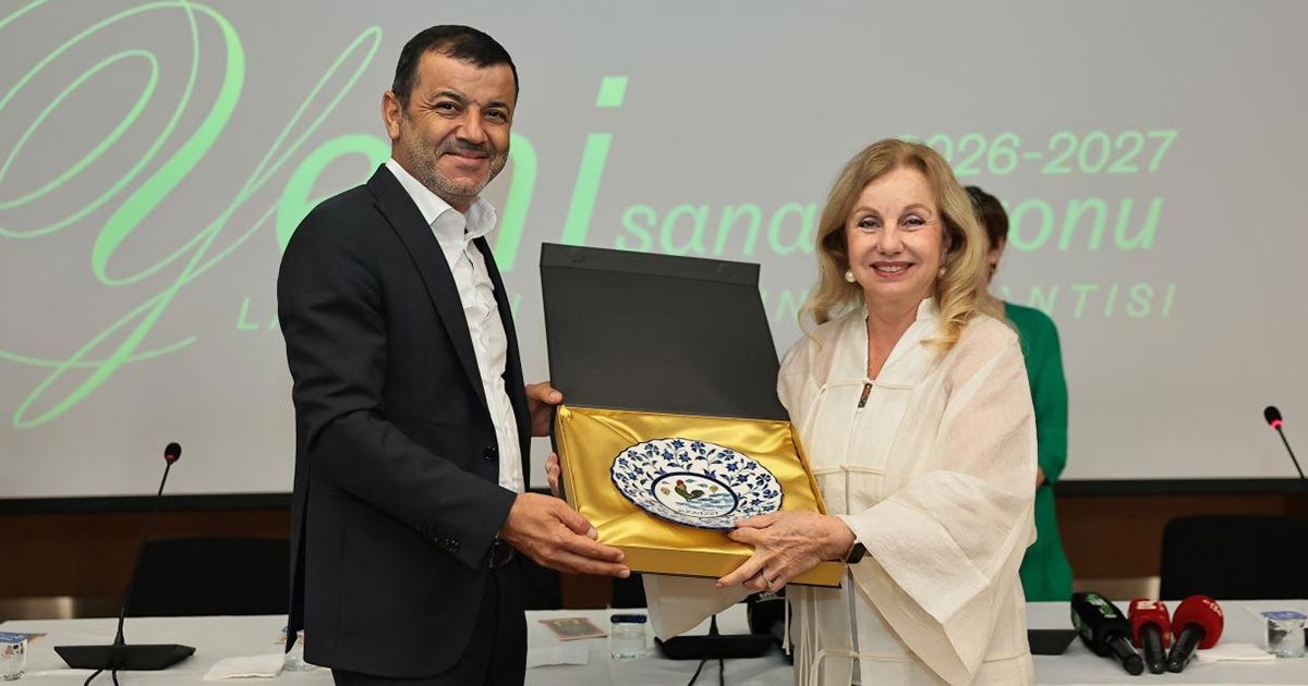 DENİZLİ BÜYÜKŞEHİR’DE ŞEHİR TİYATROSU PERDELERİNİ AÇIYOR