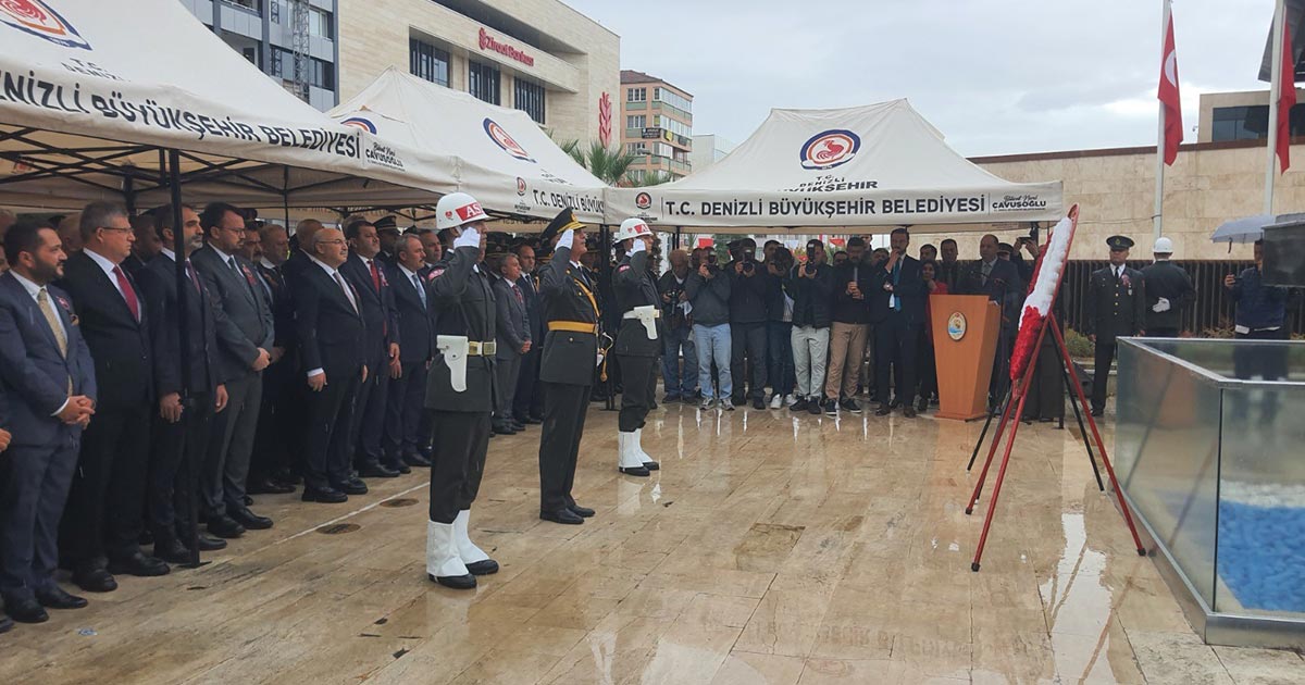 DENİZLİ’DE CUMHURİYET BAYRAMI KUTLAMALARI BAŞLADI